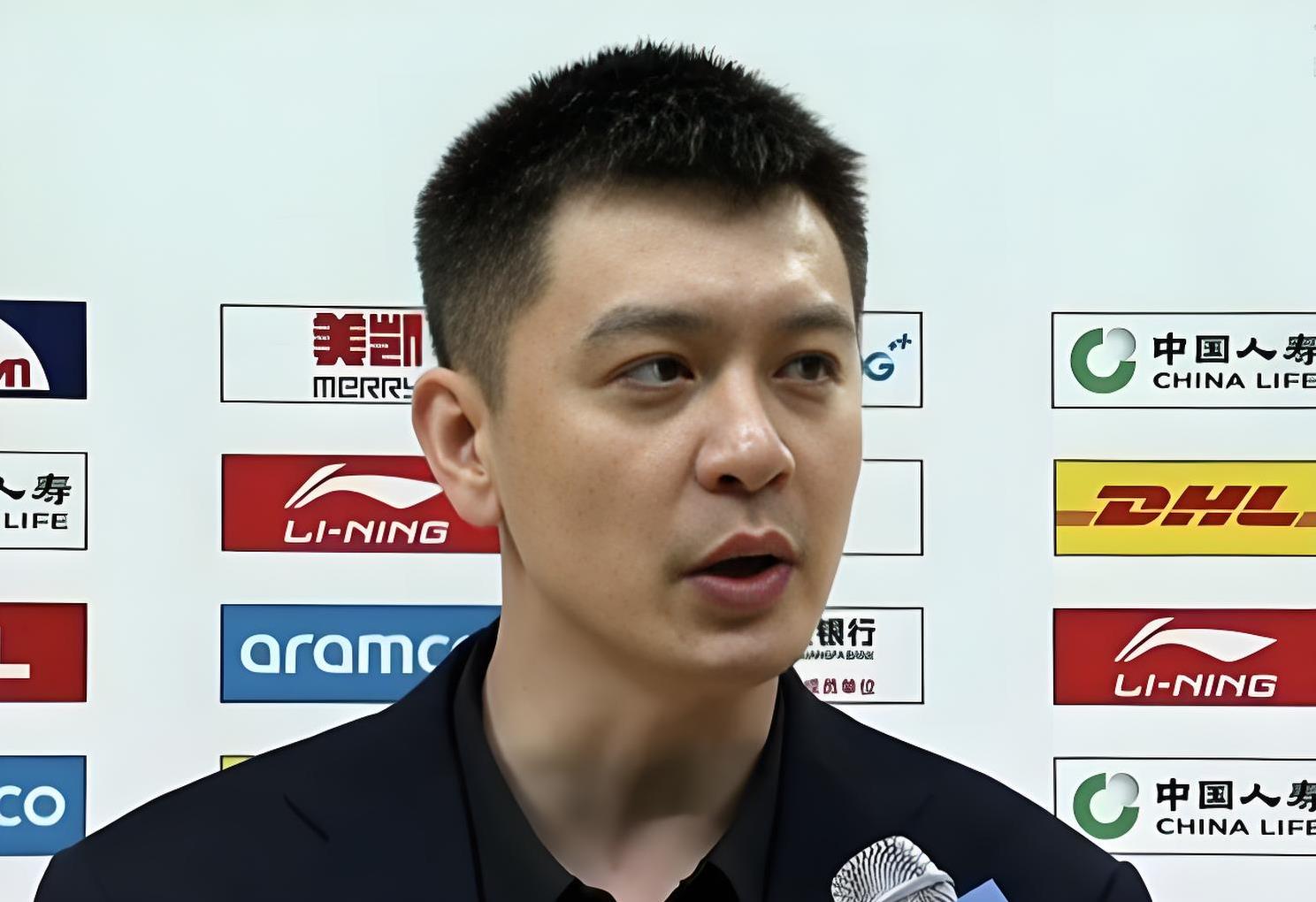 江苏主帅调整战术，助球队赢得胜利