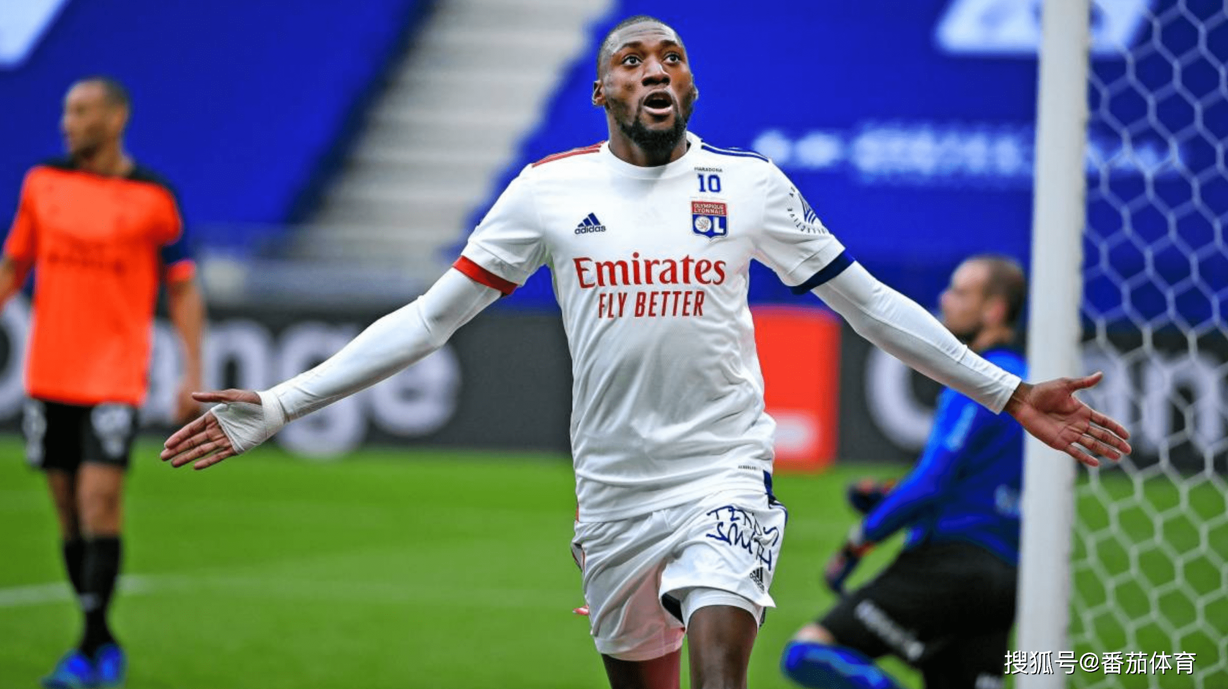 里昂遭遇亚眠绝杀，法甲前四地位动摇的简单介绍