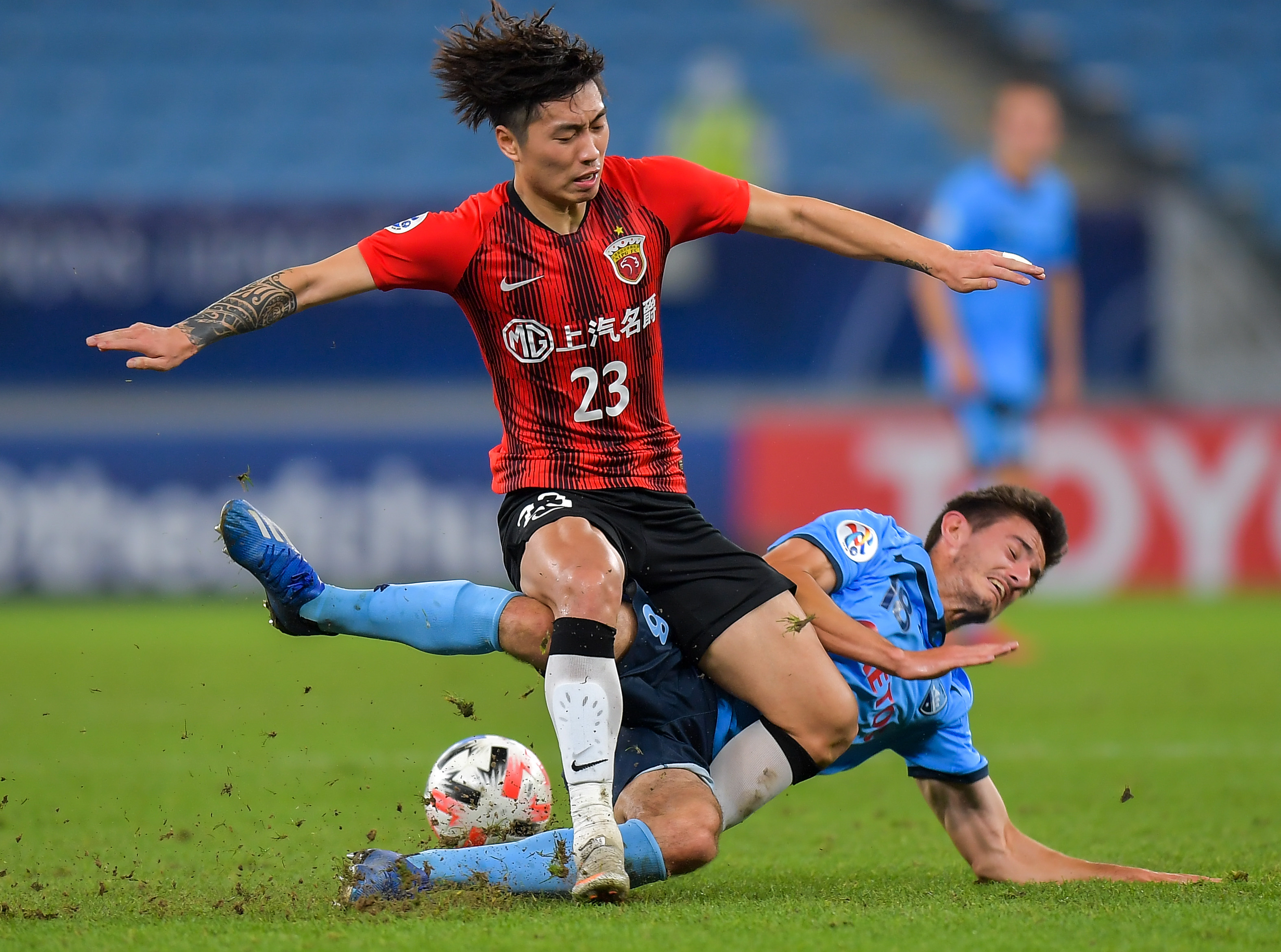 乐鱼体育官网-上海上港实力不容小觑，稳扎稳打朝着冠军战进发