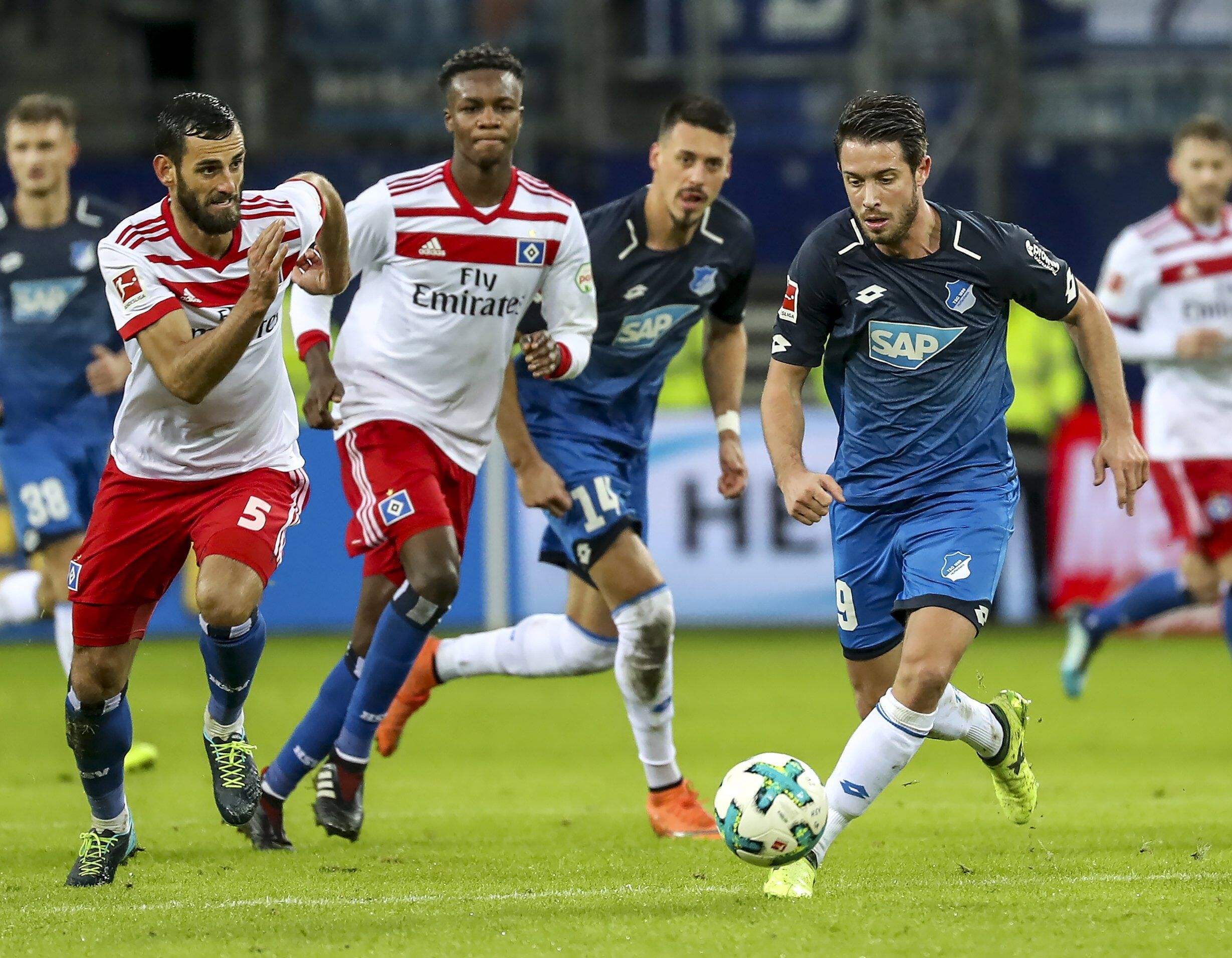 弗莱堡主场保持不败，继续逐步攀升积分榜的简单介绍