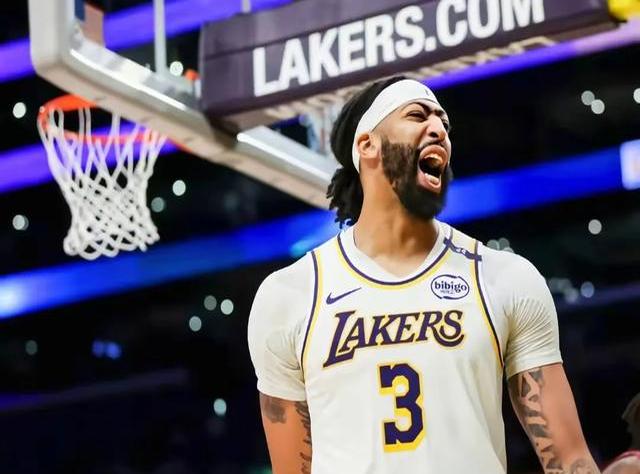 灰熊外线神奇表现，湖人防守整体不畅