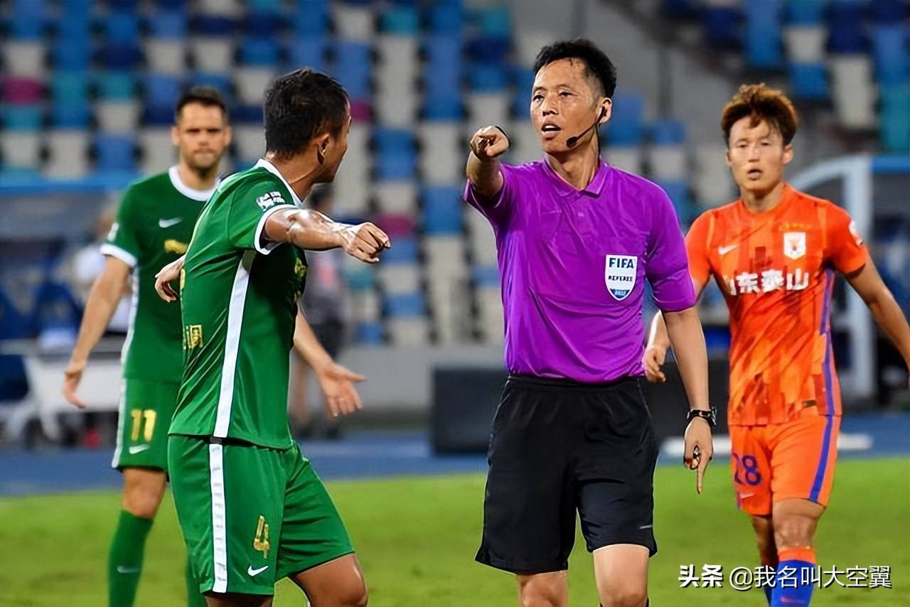 关于卡昂惨败,教练组研究战术调整方案的信息 关于卡昂惨败,教练组研究战术调整方案的信息