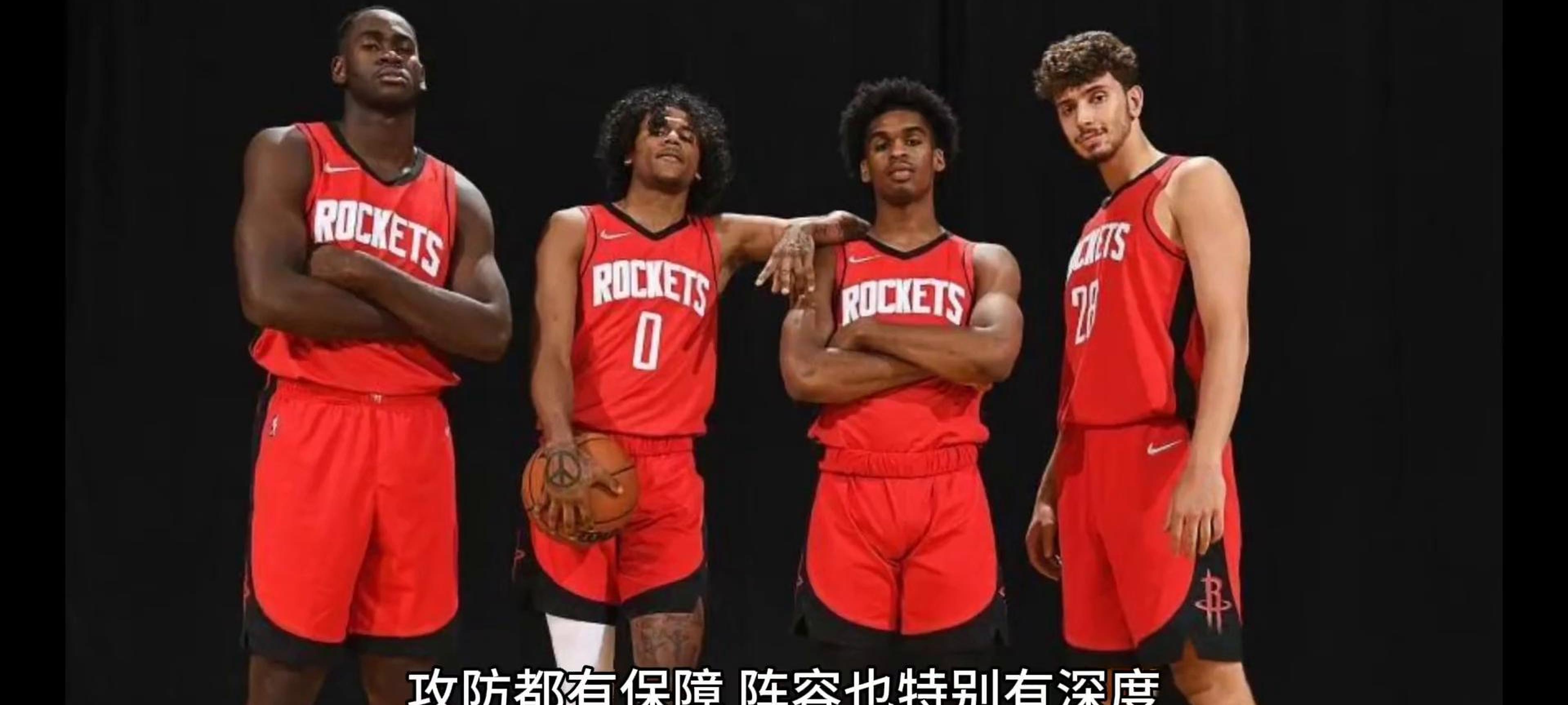 尼克斯队球员集体努力攻防俱佳斩获胜利