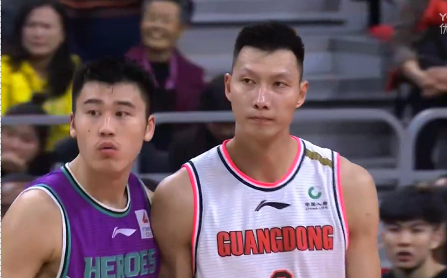 浙江队在主场击败四川男篮，豪取三连胜