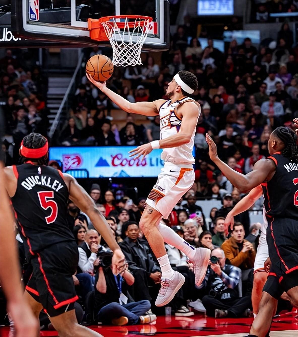 乐鱼体育教练-火箭大胜太阳，终结两连败