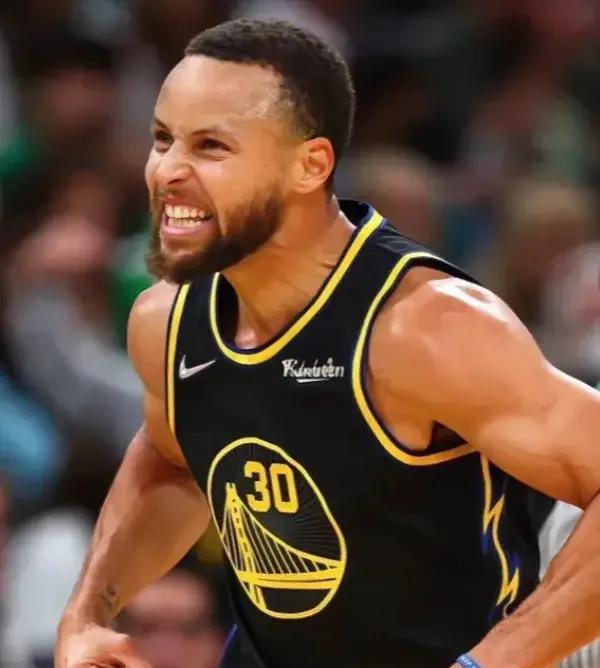 包含雷恩遭遇连败，状态岌岌可危的词条