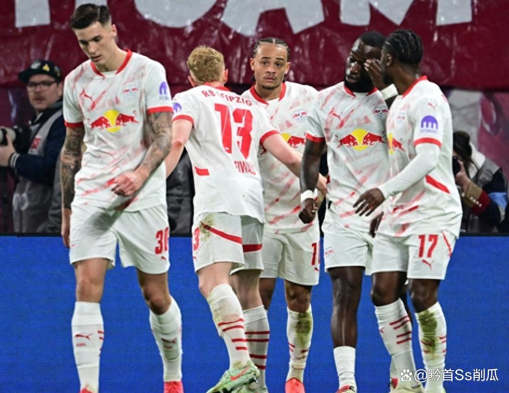 乐鱼体育电竞-关于欧冠积分榜再现动荡，豪门屡次颓势的信息